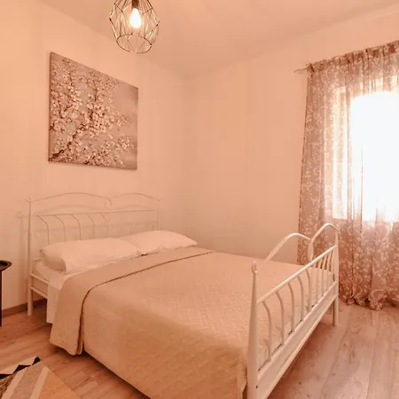 Apartment Kristijan *